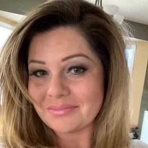 Meet your Posher, Karina